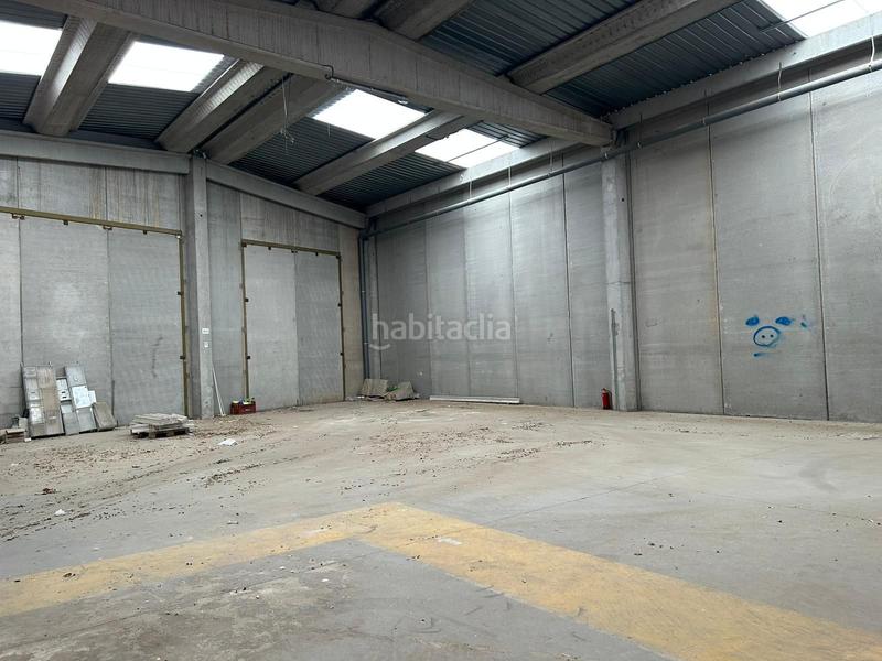 Foto 14c1940e-c57c-4e55-8644-8db6cce3f597. Lloguer nau industrial a comunitat de murcia 5 a Reus