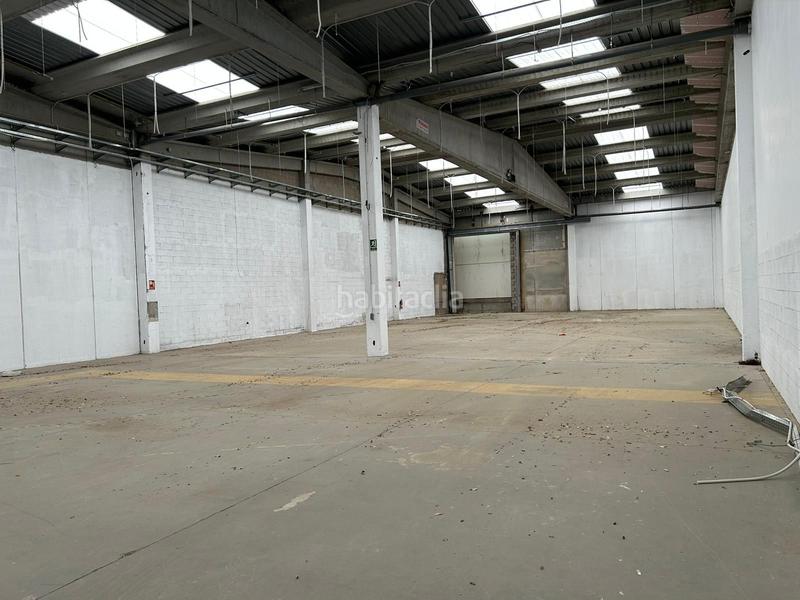 Foto 881317ac-40b4-4bbd-b53f-f72989a37cdb. Lloguer nau industrial a comunitat de murcia 5 a Reus