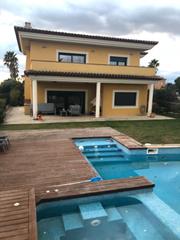 Casa a Migjorn. Chalet individual con gran sótano para 8 coches en el golf aiges