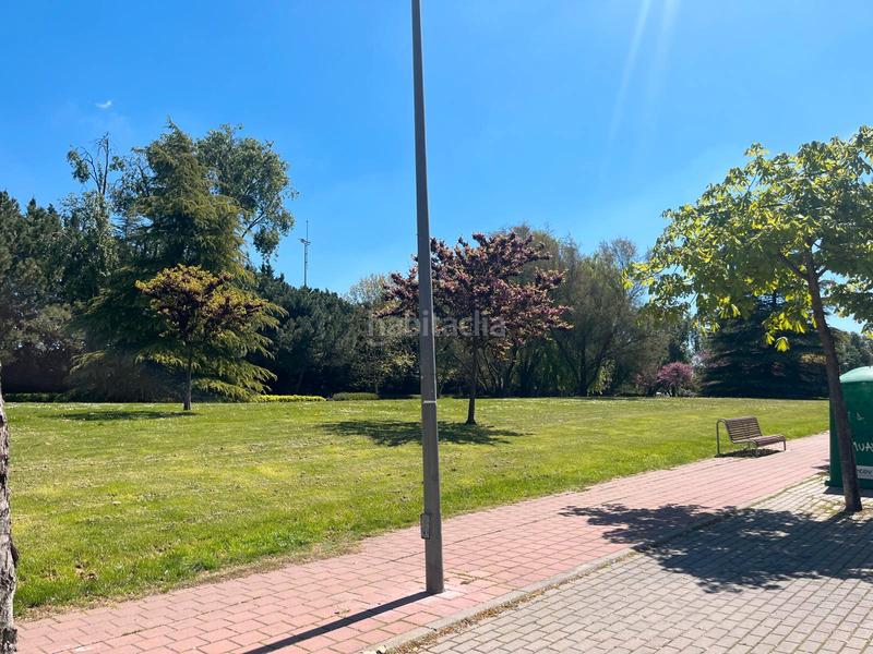 Foto 1806e439-ff23-4126-8b5b-3c7c7dadfa72. Local comercial local junto hospital rio hortega, ideal inversión apartamento en Valladolid