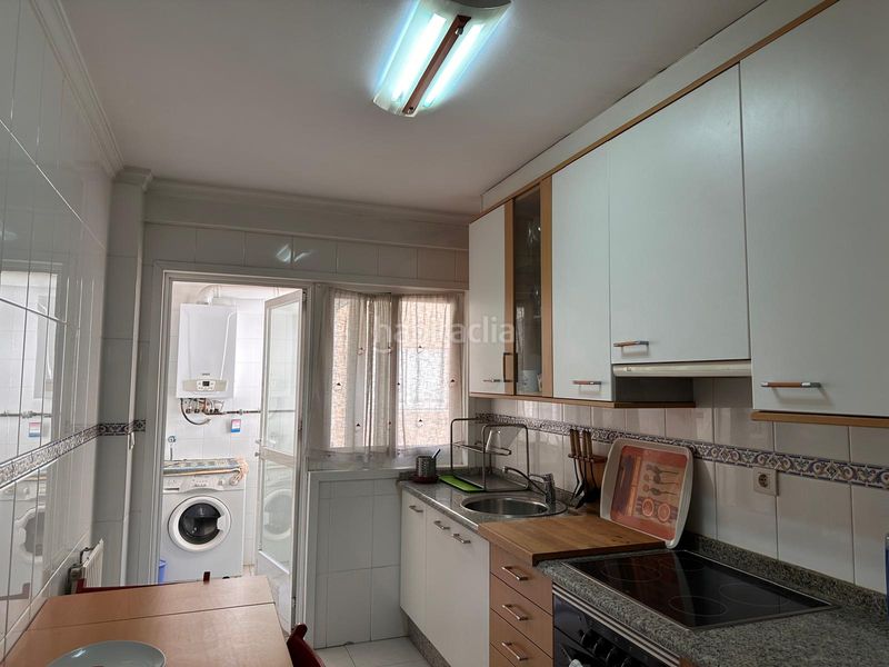 Foto 149af8a0-b881-4006-b107-c0814cc66173. Apartament amb calefacció aparcament a O Milladoiro Ames