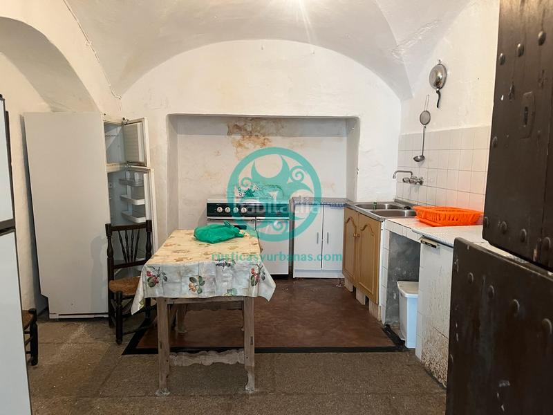 Foto 84f0d8b6-d454-43b4-8d0b-9bafdbd7249e. Masia a avenida de la constitución 15 a Malpartida de Cáceres