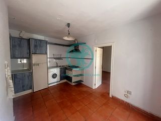House in Plaza de santiago 7. Casa dúplex con vistas a la iglesia de santiago – plaza de santi