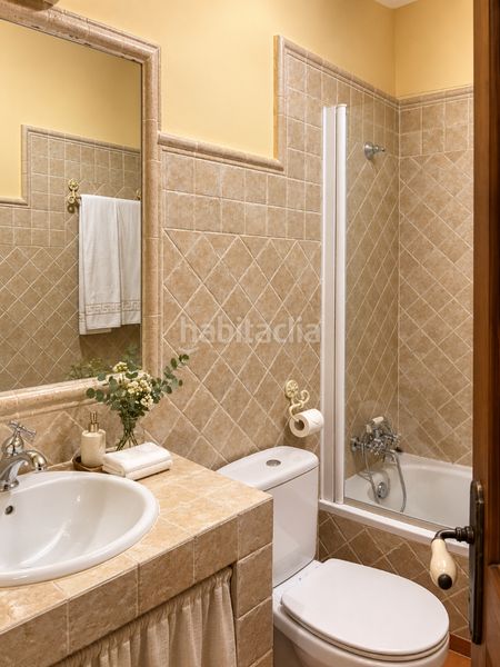 Foto e0c96a90-4428-4c3a-adc1-ca45ea0d174d. Edifici a Malpartida de Cáceres