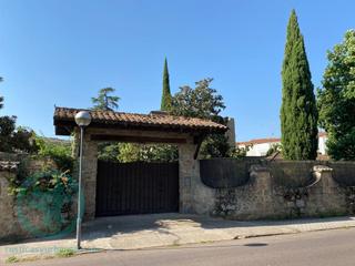Terreny residencial a Calle tamarindo 4. Suelo urbano en la zona mas demandad de navalmoral de la mata
