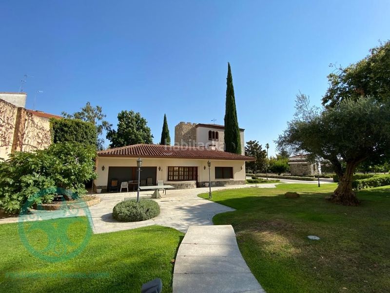 Foto a5f6fc36-e26b-41f3-9b93-9189263fec77. Terreno residenziale in calle tamarindo 4 in Navalmoral de la Mata