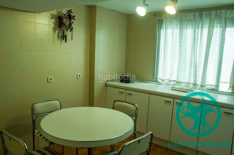 Foto 2ceedfa0-f955-482b-8719-038f42606804. Piso en n/a piso en cánovas- en Centro Cáceres