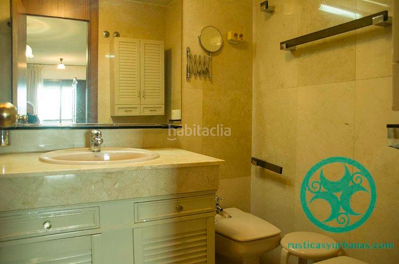 Foto db980796-c787-4aa8-883a-bf80be3bcb5b. Piso en n/a piso en cánovas- en Centro Cáceres