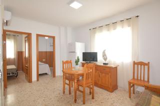 Lloguer Apartament a Calle san pablo 10. Apartamento en zona céntrica. tiene 2 habitaciones: 1 de matrimo
