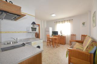 Lloguer Apartament a Calle san pablo 10. Apartamento en zona céntrica. tiene 2 habitaciones: 1 de matrimo