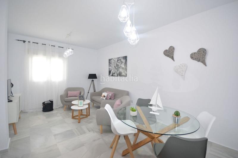 Foto 7a72b4fc-1fff-4ecb-893c-05a238cbf369. Rent apartment with parking in Conil Conil de la Frontera