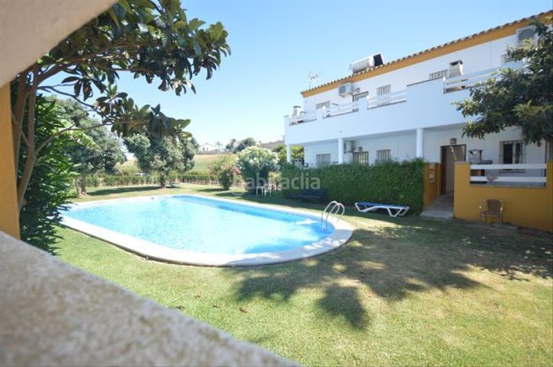 Foto 00a69c83-a2dc-4534-942b-d8df0d91b3b5. Location maison jumelée dans avenida 28 de febrero 70 dans Conil de la Frontera