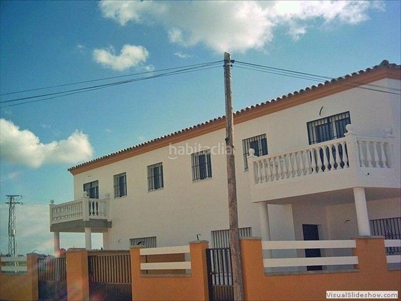 Foto b426a108-fbb8-432c-ac75-1c139d2692bc. Location maison jumelée dans avenida 28 de febrero 70 dans Conil de la Frontera