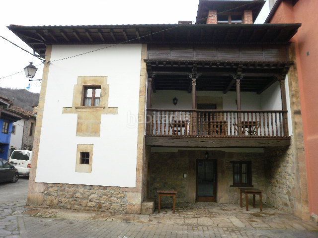 Foto 102566b8-61cf-48c0-9d45-ad77f0685765. Alquiler apartamento en parque poo 63 apartamento de 1 habitacion en planta baja con cama de matrimonio, salón-comedor-cocina, baño, terraza con mesas y sillas en Cabrales