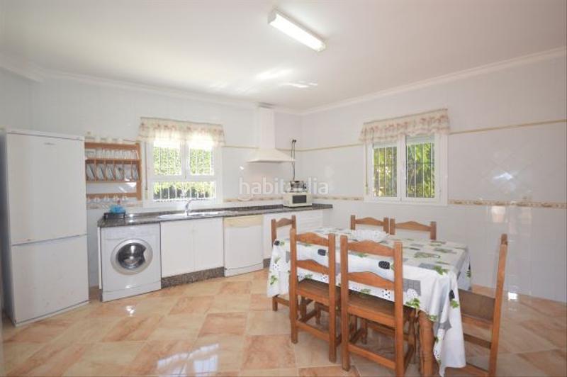 Foto 5a953e22-b54d-43e0-9d29-976b257200d7. Rent semi detached house in avenida 28 de febrero 68 in Conil de la Frontera