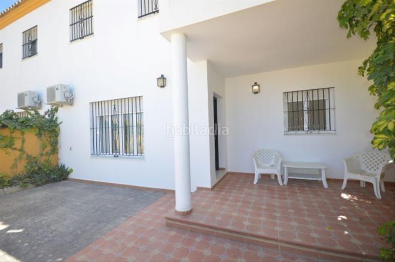 Foto efd93814-4397-4cab-9578-aec8b67b19fa. Rent semi detached house in avenida 28 de febrero 68 in Conil de la Frontera