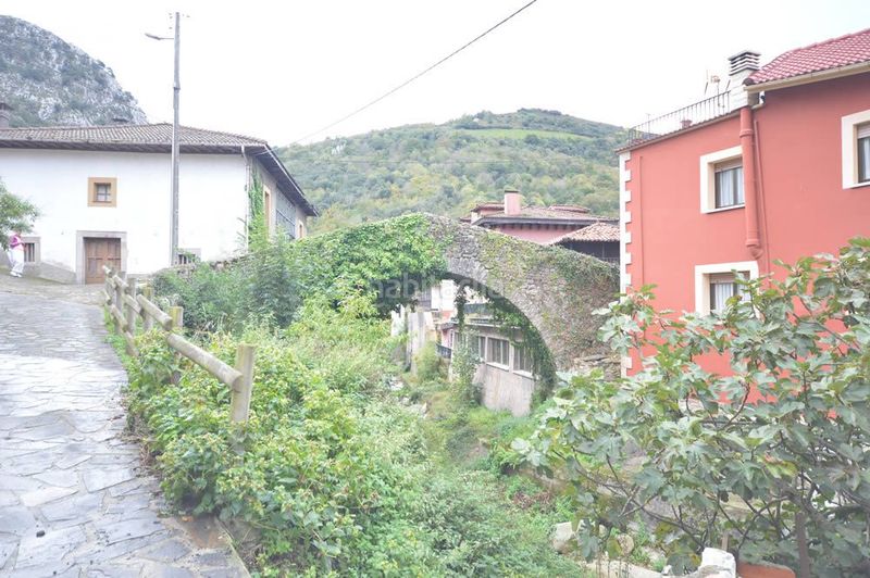 Foto cde787f0-9a13-49aa-bdb6-e9bcf0010bc7. Location maison avec chauffage dans Cabrales