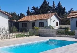 Lloguer Casa a Carril de juan arias 20. Casa nueva  para 4 personas