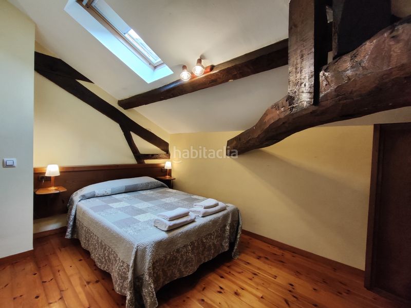 Foto afe7a5b8-2d9e-4d1a-8fab-5c0ba1c6f264. Alquiler apartamento en lugar posada 104 atico rústico y tranquilo para 2 personas en Llanes