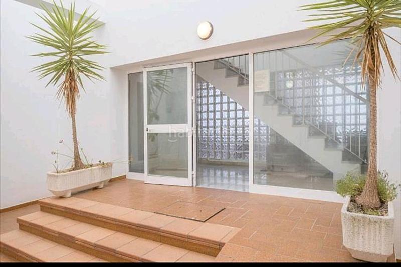 Foto 54102c9f-d4c1-4aac-b3dc-55b6c399185b. Lloguer apartament a calle mercurio 18 a Conil Conil de la Frontera