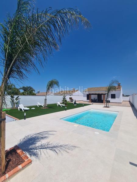 Foto f88a0a40-1aa1-41b2-8382-0490ce27b025. Affitto chalet in vial camino 6 in Barrio Nuevo Conil de la Frontera