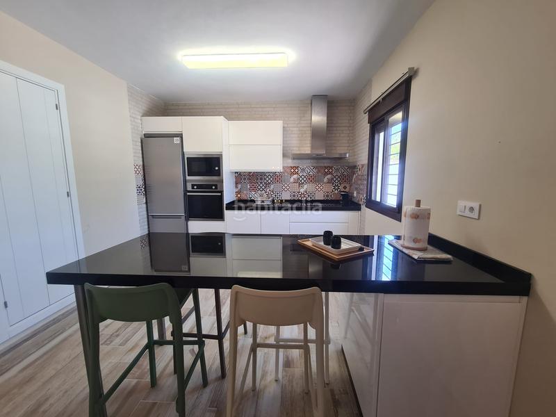 Foto 3845d442-f721-427f-a91c-8c9a1ca93510. Location chalet dans vial camino 6 dans Barrio Nuevo Conil de la Frontera