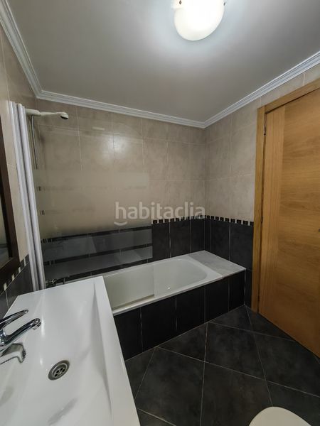 Foto 8e4e6dc2-2bc3-4294-8836-a52f90178a39. Lloguer apartament a rúa anchoa 26 a Fisterra