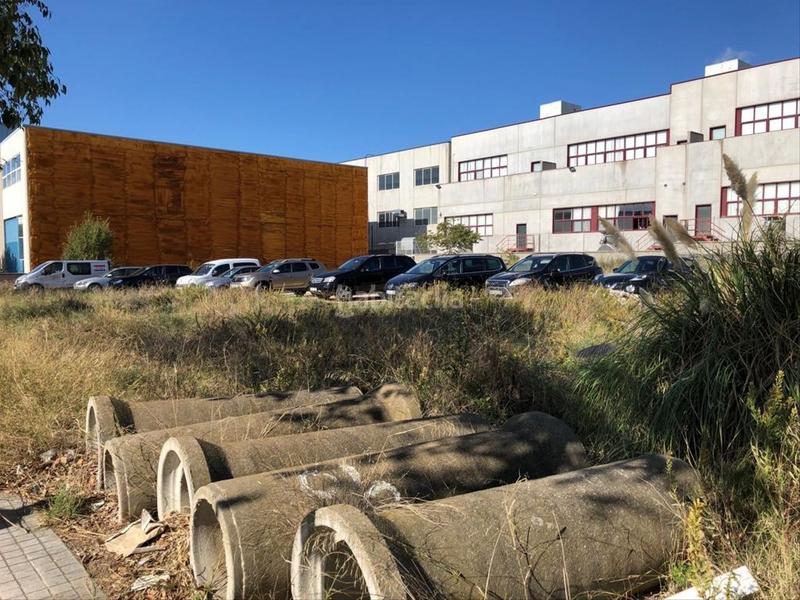 Foto d4c5fd6c-5cd0-4f2d-93d6-c44f9843571f. Gewerbliches grundstück in Pla d'en Boet Mataró