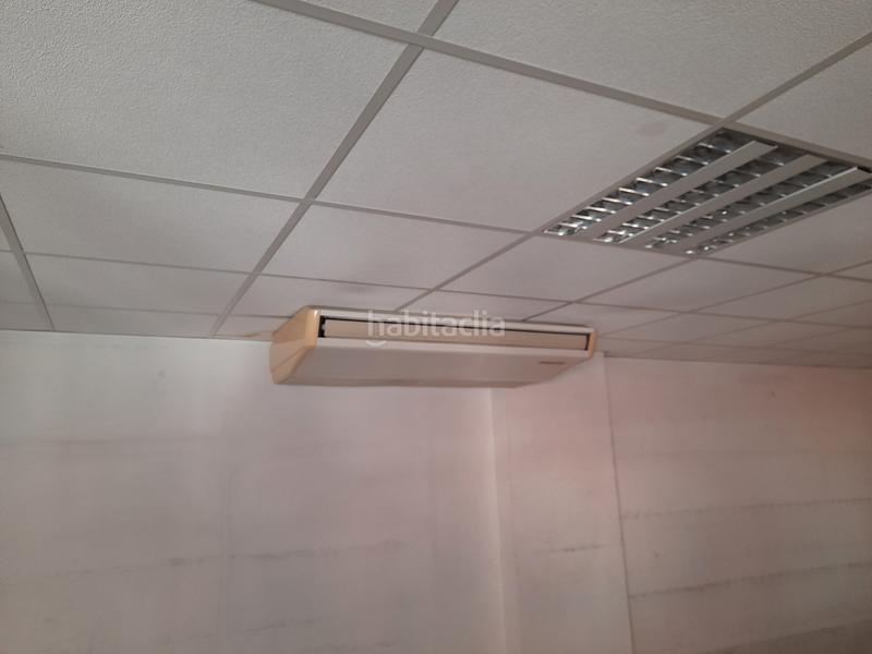 Foto 0f9035e3-180d-43c1-8500-a9864a0890e7. Capannone industriale con riscaldamento in Ca n'Aurell Terrassa