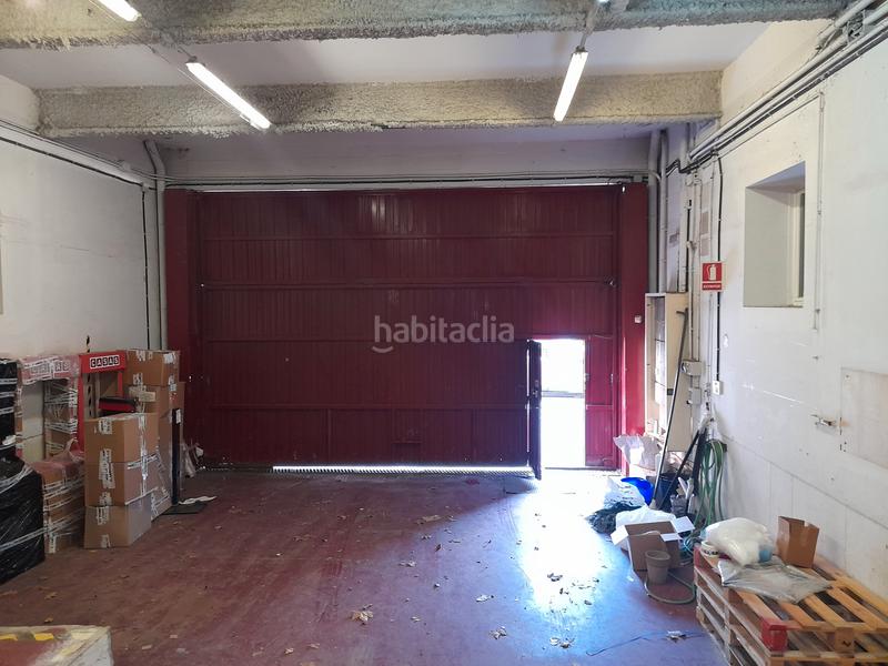 Foto 149a1209-8c86-46d9-a2aa-ae3b2493ef12. Capannone industriale con riscaldamento in Ca n'Aurell Terrassa