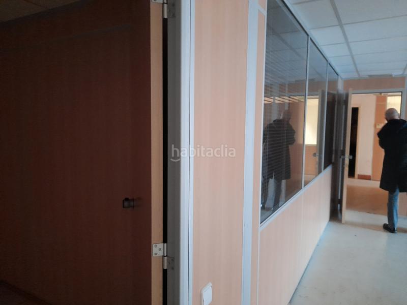 Foto 4fcf5d2d-5e28-4bad-9a02-a90e9dab4cbc. Capannone industriale con riscaldamento in Ca n'Aurell Terrassa