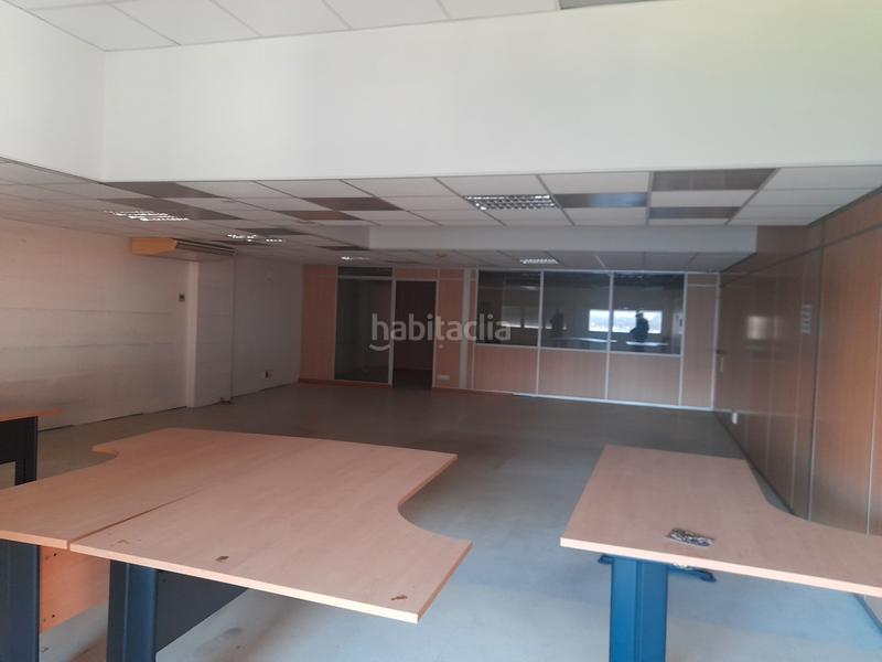 Foto 90f72bb9-b23a-454b-b400-dd68148999a7. Capannone industriale con riscaldamento in Ca n'Aurell Terrassa