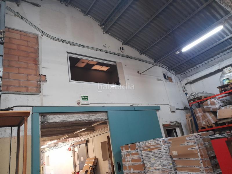 Foto 9e31c40a-0e96-433e-a8f8-f288d85b1a80. Capannone industriale con riscaldamento in Ca n'Aurell Terrassa