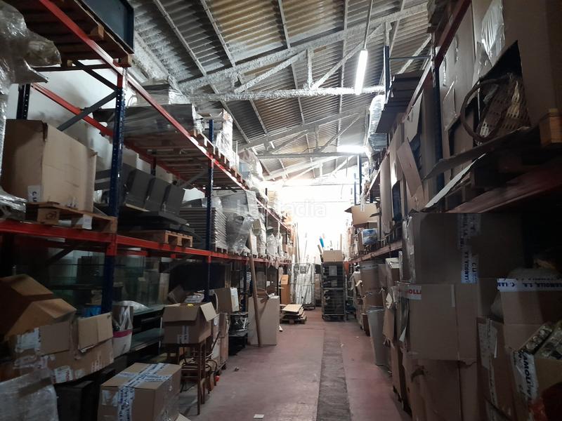 Foto b2cf1e49-5e48-4122-8df4-f622ac18c9cb. Capannone industriale con riscaldamento in Ca n'Aurell Terrassa