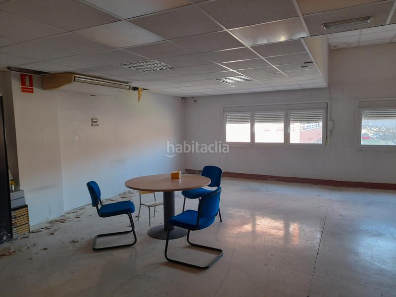 Foto cb1a753f-94d4-41c6-8f3b-1db5ae923eec. Capannone industriale con riscaldamento in Ca n'Aurell Terrassa