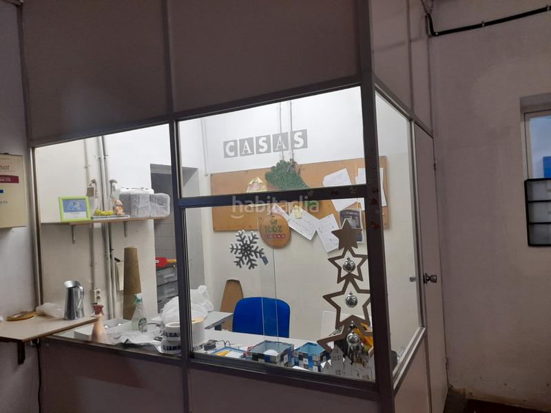 Foto f6a7c5bd-9511-4d8b-8b29-f129583edd36. Capannone industriale con riscaldamento in Ca n'Aurell Terrassa