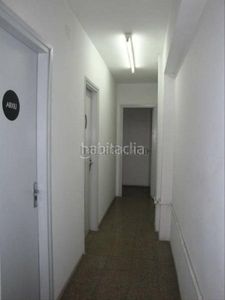 Foto c5e9fd31-9486-4325-88bb-5ea2a452adaf. Fabrikhalle mit heizung in Navàs