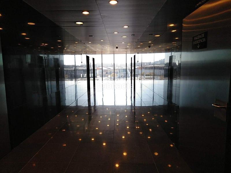 Foto 7e79e401-d80a-44b7-9631-6846b5c221dc. Rent office space with heating parking in Granvia LH Hospitalet de Llobregat (L´)
