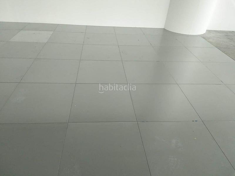 Foto 8eb9d7f0-c60c-453e-b275-b39a7d7724f9. Rent office space with heating parking in Granvia LH Hospitalet de Llobregat (L´)