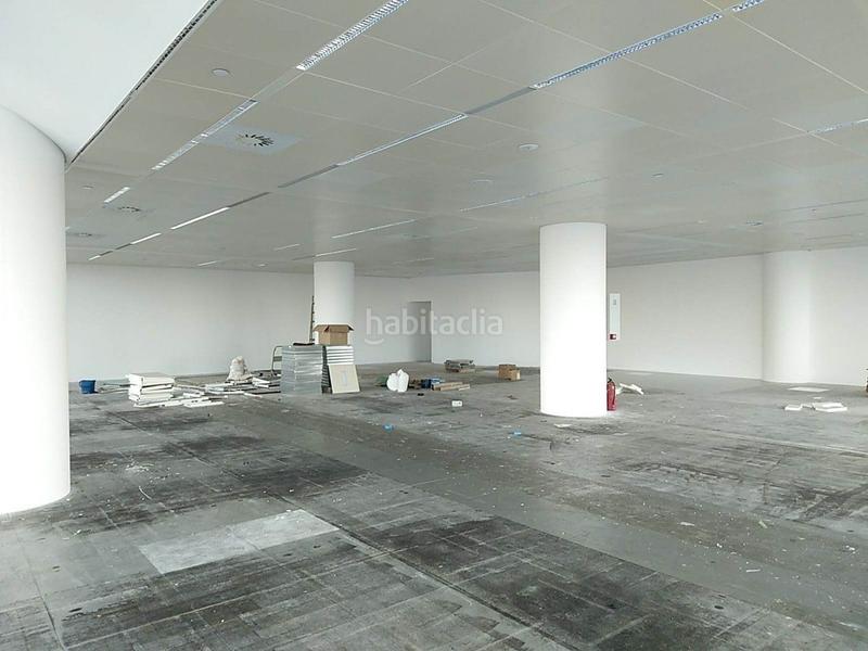 Foto d53e0568-ee12-4341-bf9c-446b9035f71d. Rent office space with heating parking in Granvia LH Hospitalet de Llobregat (L´)