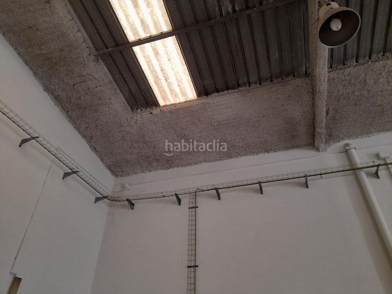 Foto 42eedc9a-6d9a-41a3-b800-2303361e78f4. Miete fabrikhalle in carrer del pintor velázquez 3 in Polinyà