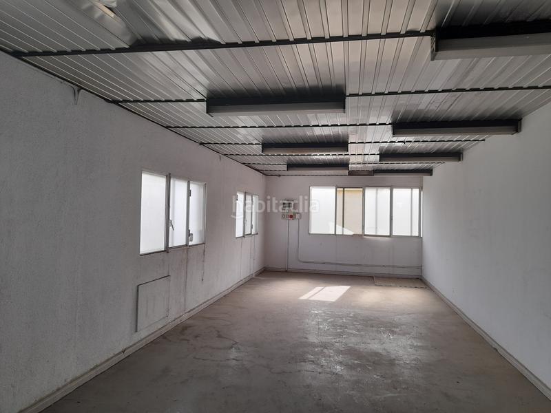 Foto 12049a68-5bf1-4f3a-898d-af1ab4d2b537. Capannone industriale in Zona Industrial Barberà del Vallès