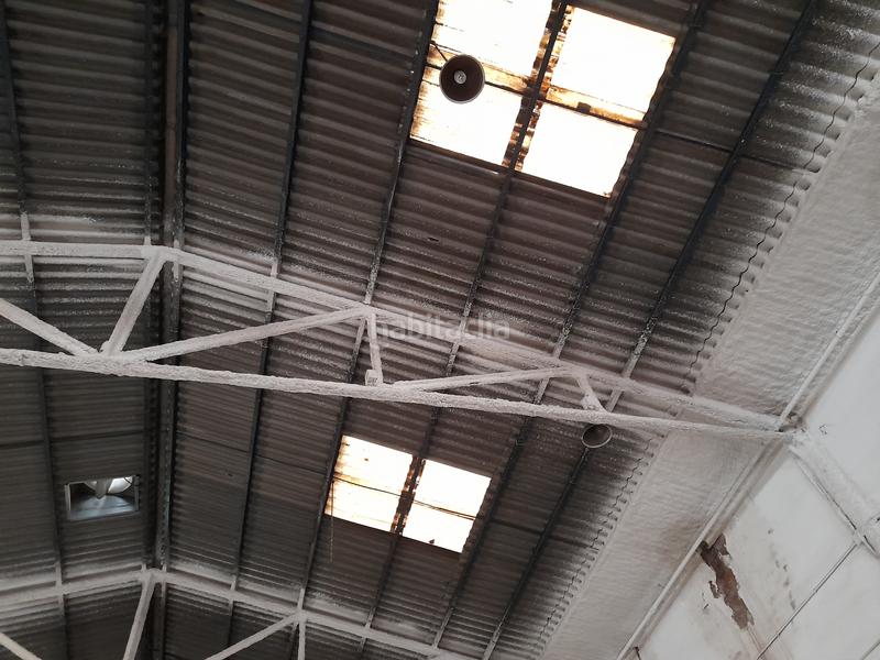 Foto c38afaf7-b476-4a54-8917-97bfbee64bef. Capannone industriale in Zona Industrial Barberà del Vallès