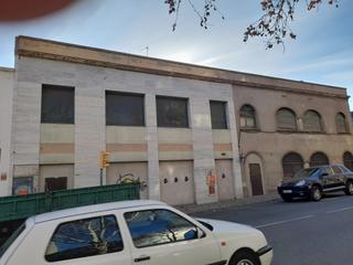Location Local commercial  Carretera de terrassa. A reformar - posibilidad de acuerdos