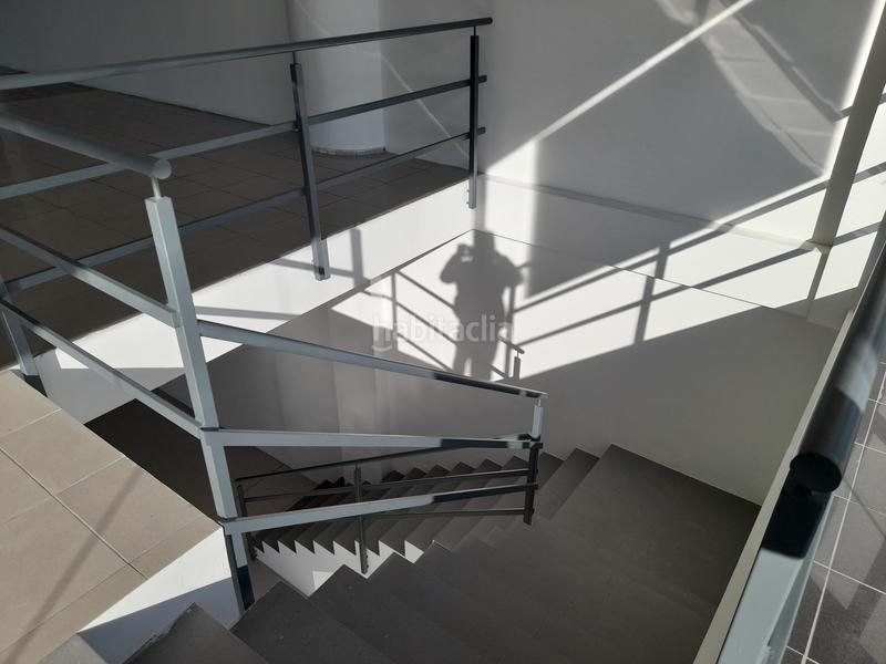 Foto 50ef27f1-9468-4e50-b512-06ec2b5082e2. Alquiler local comercial muy buen estado y buena imagen en Sant Cugat del Vallès