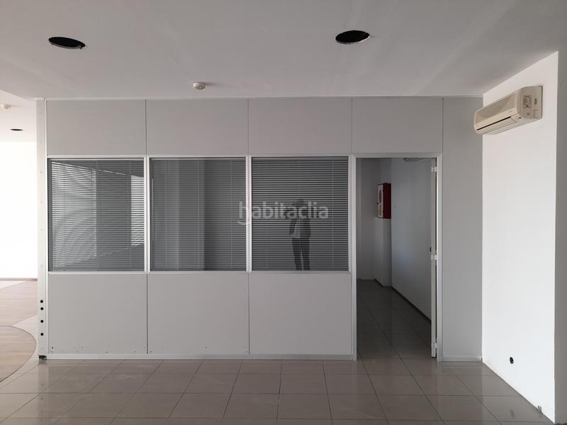 Foto e70ce411-4d9d-425f-9767-b17ef243453c. Lloguer local comercial a Roquetes-Can Magí Sant Cugat del Vallès