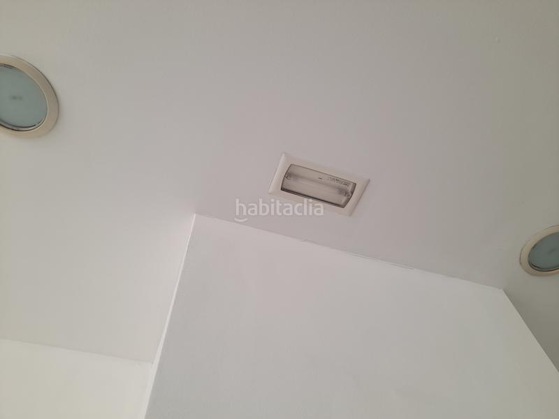 Foto 918c21c3-a77a-49ea-8ecf-5ddb005ec0ca. Location local commercial dans Roquetes-Can Magí Sant Cugat del Vallès