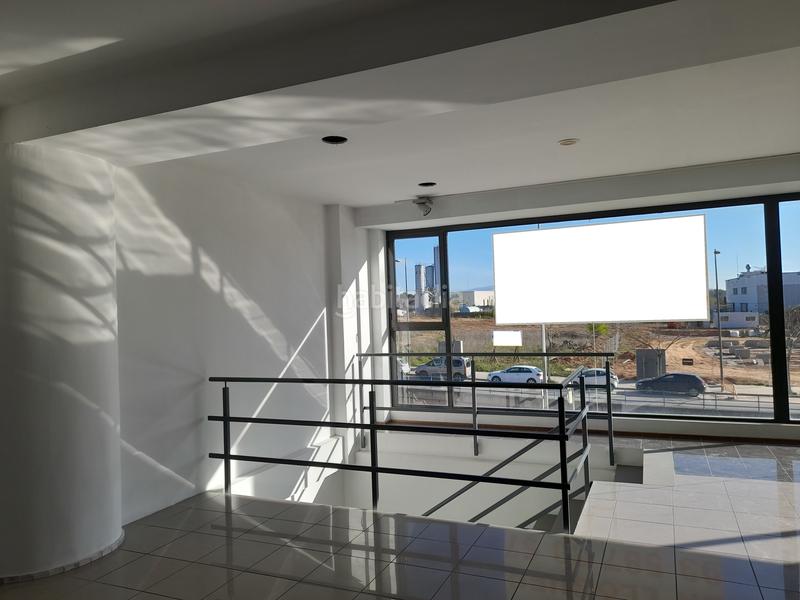 Foto 7b9d0d67-b252-4f51-a863-3f5bb44f0655. Rent business premise in Roquetes-Can Magí Sant Cugat del Vallès