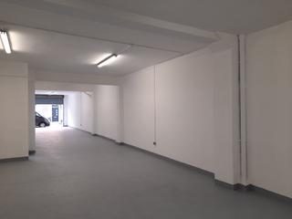 Rent Business premise in Carrer d'amèrica 33. Ideal almacén, taller o supermercado
