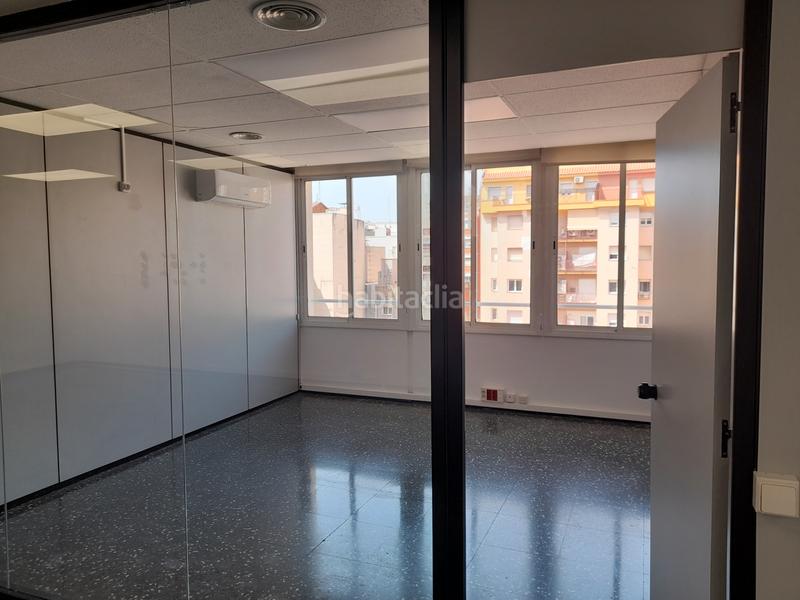 Foto 0474b005-58d5-45eb-9c69-fc7f96014782. Alquiler oficina buena imagen - lista para entrar en Barcelona